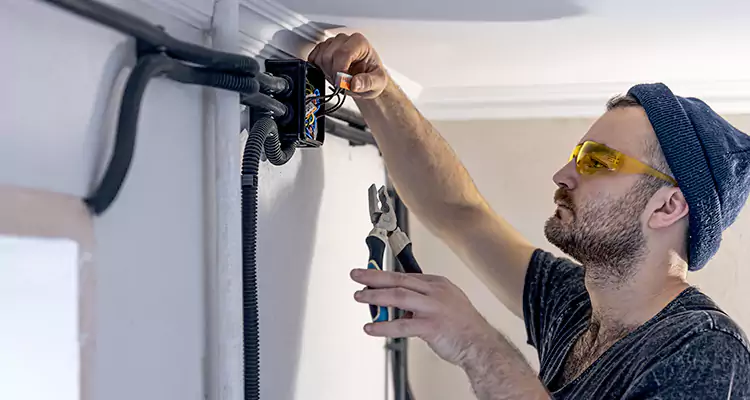 Garage Door Opener Cable Repair in Sanford, FL